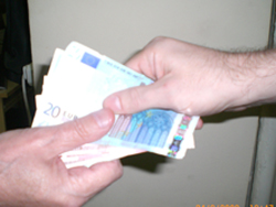 03 mita spaga euro (1)