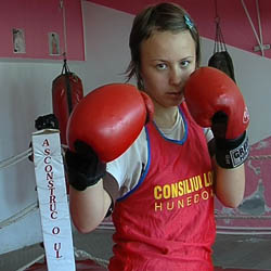 11 stire 1 xenia box