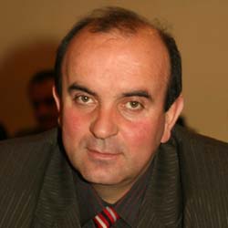 04 Tiberiu Pasconi - Primar Totesti 5134