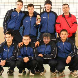 04 x 2 echipa de volei a CT Mihai Viteazu Vulcan este campioana judeteana in 2011