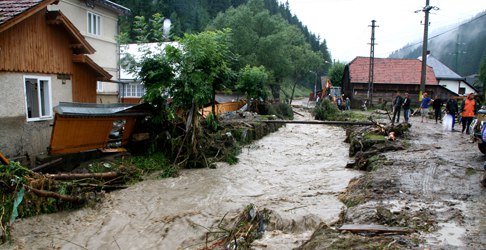 01 inundatii-suceava-2-rompres
