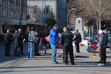 03 protest monument barcsai (3)