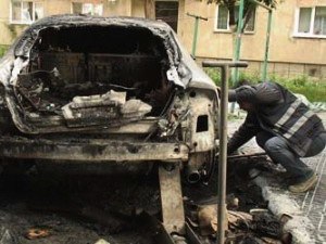 03 masina incendiata (1)
