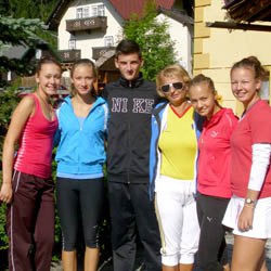 11 x 1 cinci tenismeni de la SCM Deva se afla in cantonament in Austria pentru pregatirea sezonului de toamna