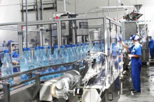 03 apelor-minerale-pure-18338147