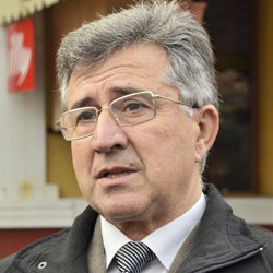 02 bulina neagra Nicolae-Panta-primar-bacia-103