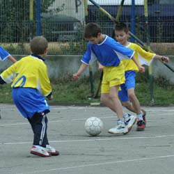 11 x 1 unii dintre copii fac sport exclusiv in orele de la scoala