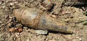 03 proiectil-din-al-doilea-razboi-mondial-gasit-intre-inele-garii-arad-93944-1