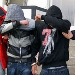 03 stire hoti-minori 19