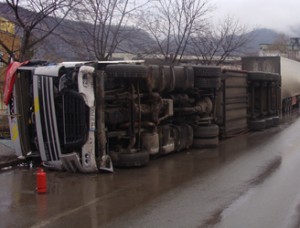 03 accident dn 66 petrosani (5)