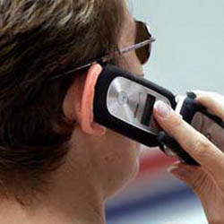 03-telefon(SPIONII DIN DORMITOR)