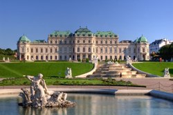 2 Palatul Belvedere