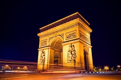9. Arcul de truimf Paris