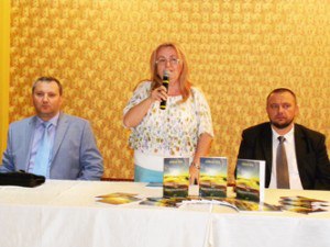 04 Sebastian Bara Paulina Popa Adrian Rus