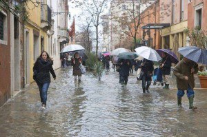 ploi_avertizare_09257c90a8_c674e204c5