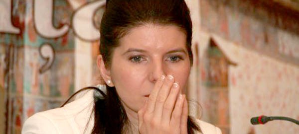 02 Monica-Iacob-Ridzi