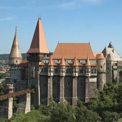 04 Castelul-Huniazilor-4