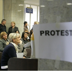 02 protest_finante_89368800