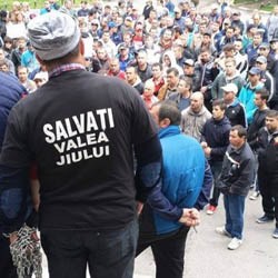 02 mineri-proteste-la-Complexul-Energetic-Hunedoara-Petrosani