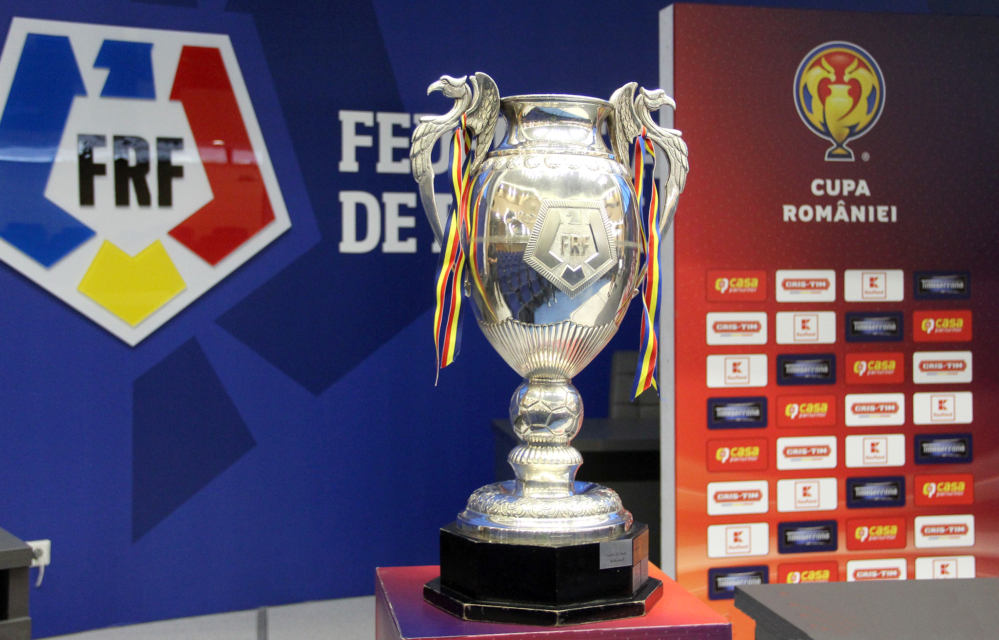FOTBAL. Programul semifinalelor din Cupa României