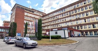 Cum i-a umilit un consilier local pe medicii de la Spitalul din Hunedoara