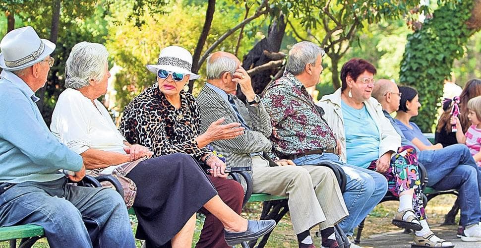 Jumătate dintre pensionarii hunedoreni primesc ajutorul de 700 lei