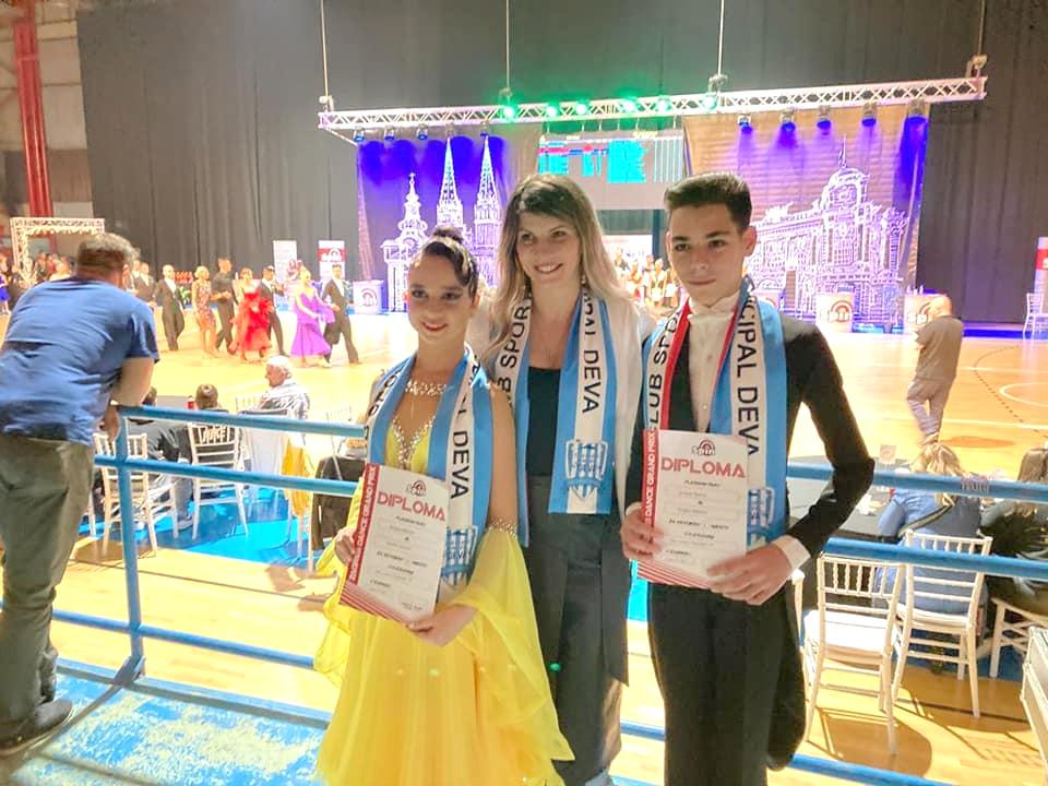 DANS SPORTIV. Dansatorii de la CSM Deva, prezenți în circuitul european