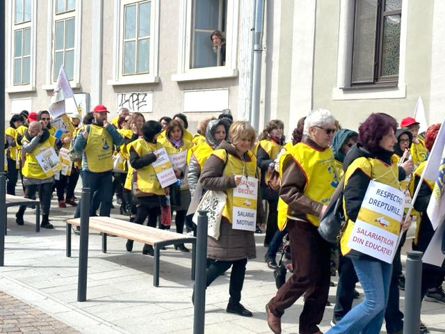Rezultatul Comisiei de dialog social pe tema revendicărilor dascălilor: S-a rezolvat, nu se poate!