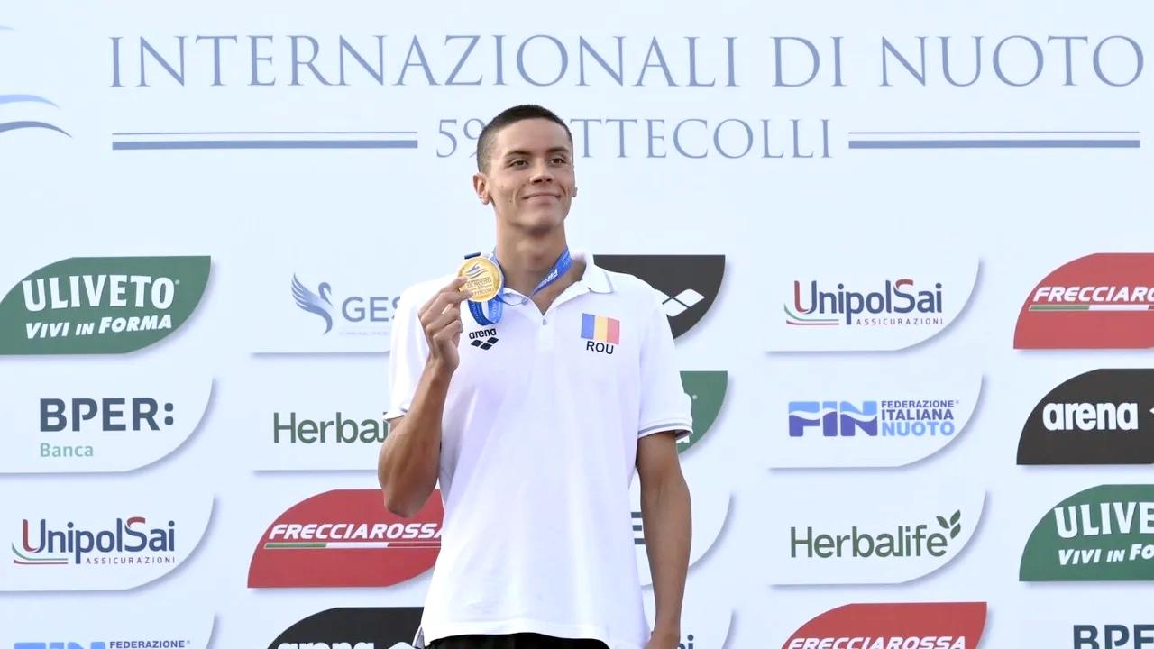 David Popovici, gest de mare campion după ce a cucerit medalia de aur la Sette Colli. Spectatorii prezenţi au aplaudat minute în şir