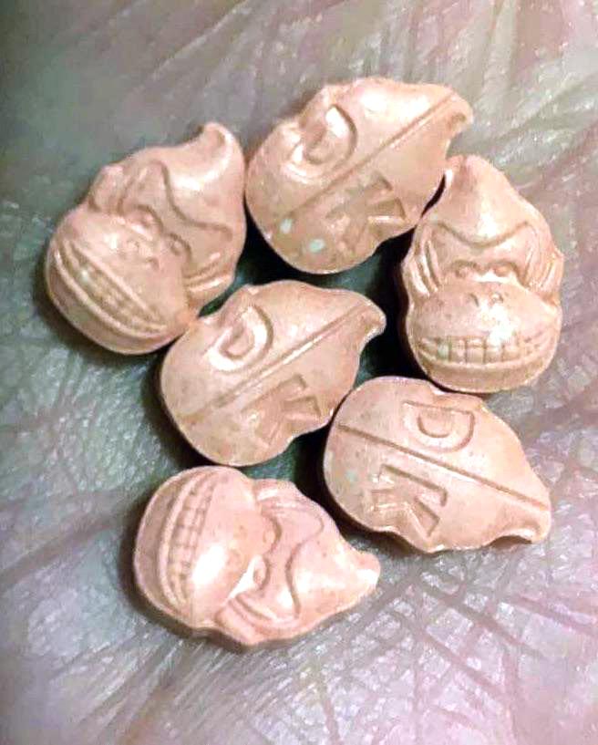 Alertă în România: comprimatele de Ecstasy Donkey Kong, un pericol letal pentru consumatori. „Se distribuie în apropierea festivalurilor”