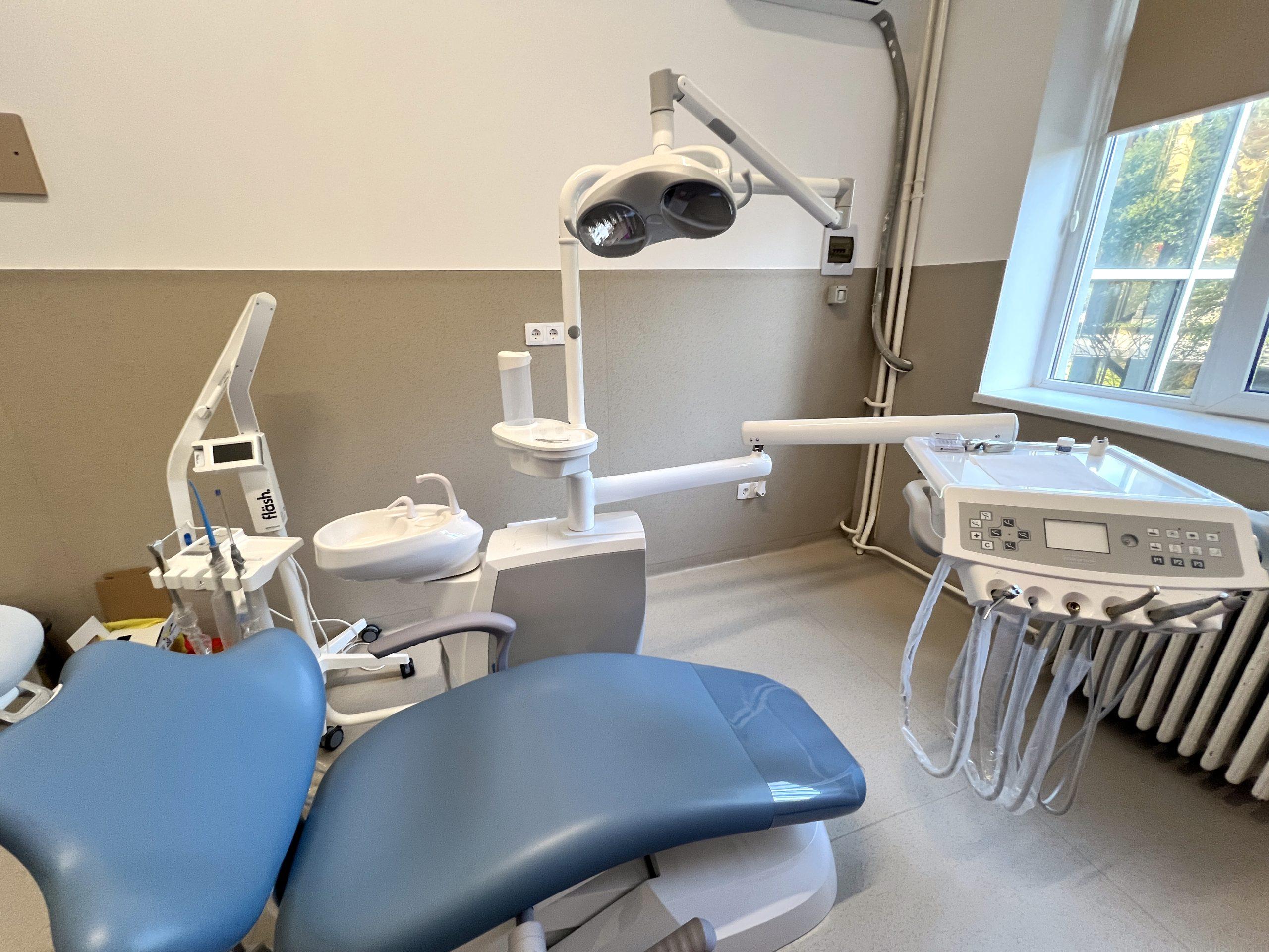 Simeria are un cabinet stomatologic performant, la Spitalul CF. Radiografii digitale, CT, totul într-un singur loc