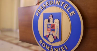 Topul celor mai bogați candidați la alegerile prezidențiale. Mulți dintre aceștia se lăfăie în bani, terenuri şi autoturisme de lux