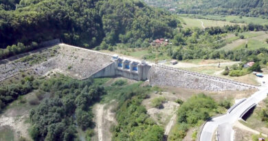 Barajul de la Mihăileni, blocat definitiv  de activiștii de mediu. Situaţia este critică, spune preşedintele Consiliului Județean