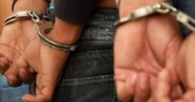 Doi bărbaţi din Arad, reţinuţi pentru şantaj